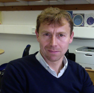 Professor Stephen Smartt