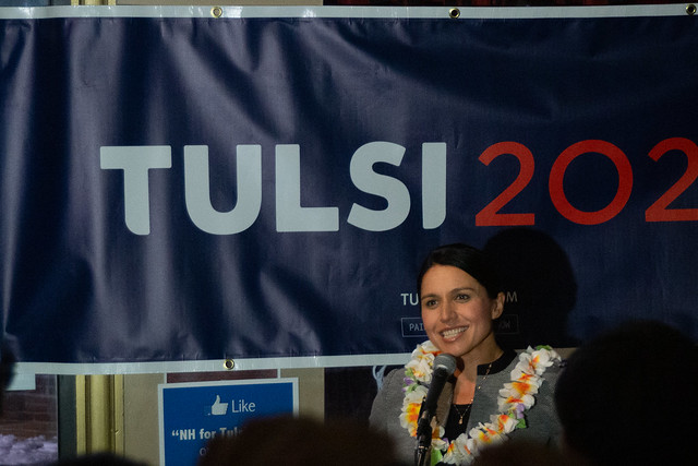 Cheering for the Other Party’s Outsider Candidates